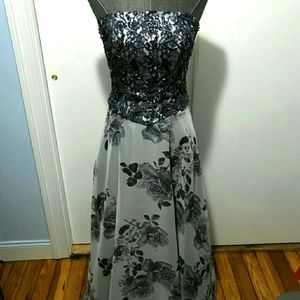Gorgeous Jovani Gown-Gray Floral